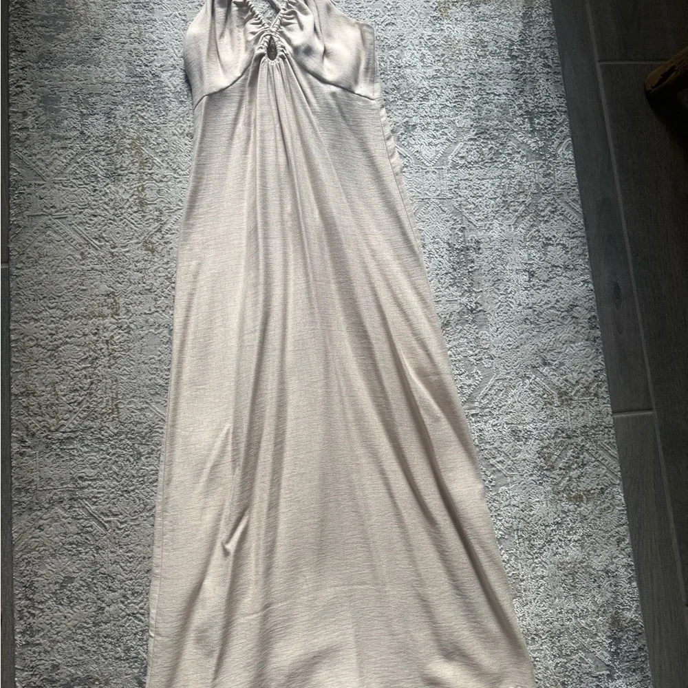 NWOT- Elegant Beige Spaghetti Strap Dress. Key hole middle. - Picture 11 of 11